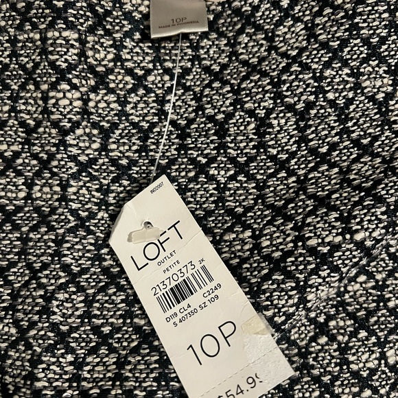 NWT loft size 10p skirt - Picture 4 of 4